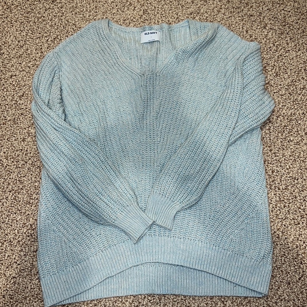 Old navy sweater